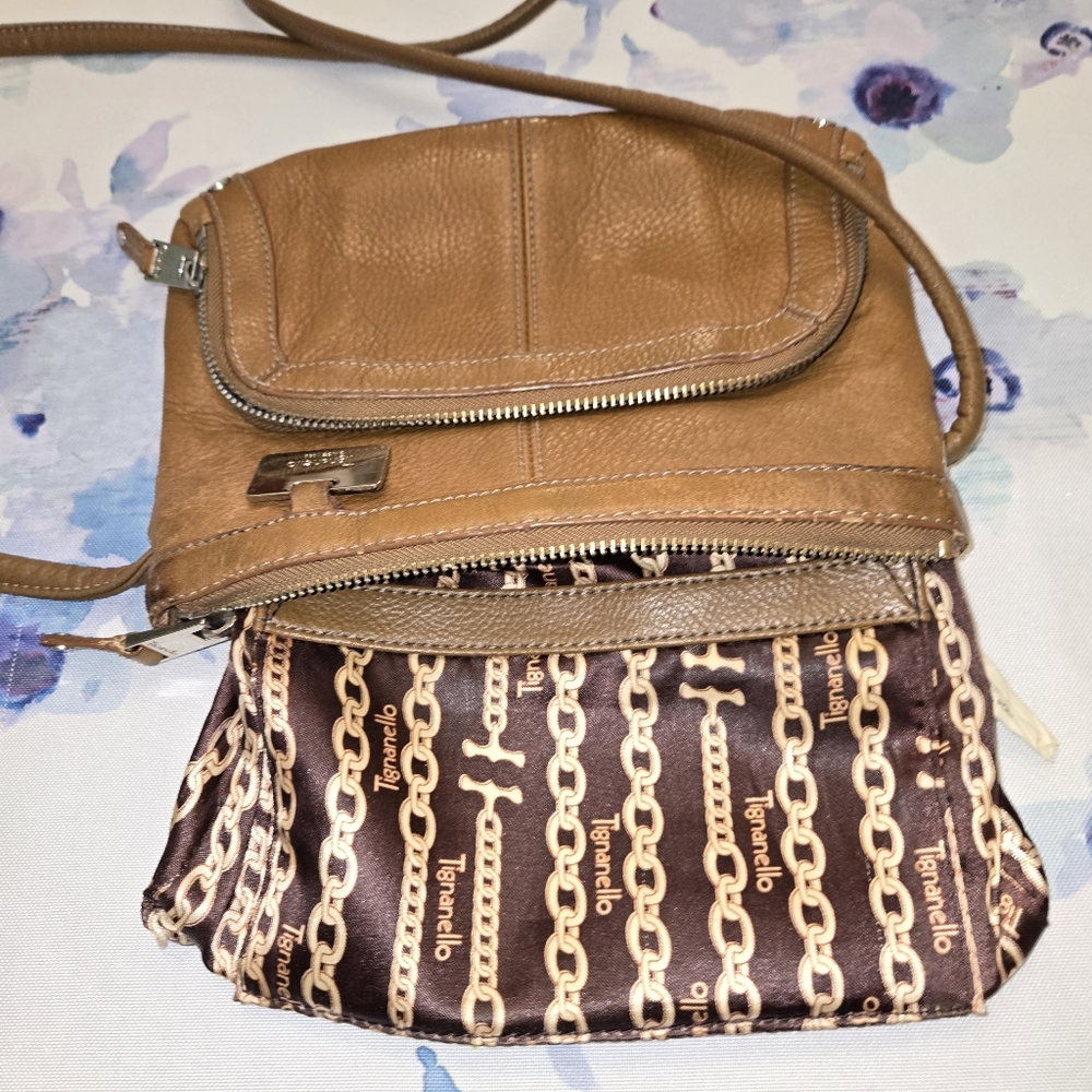 Tignanello leather crossbody purse - Picture 4 of 15
